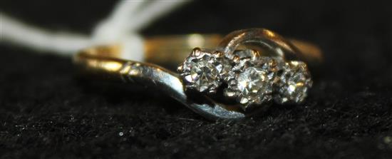 18ct gold and platinum 3 stone diamond ring